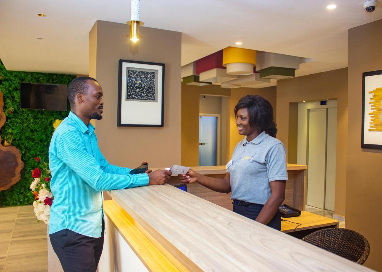 Yaoundé Merina Hotel מראה חיצוני תמונה