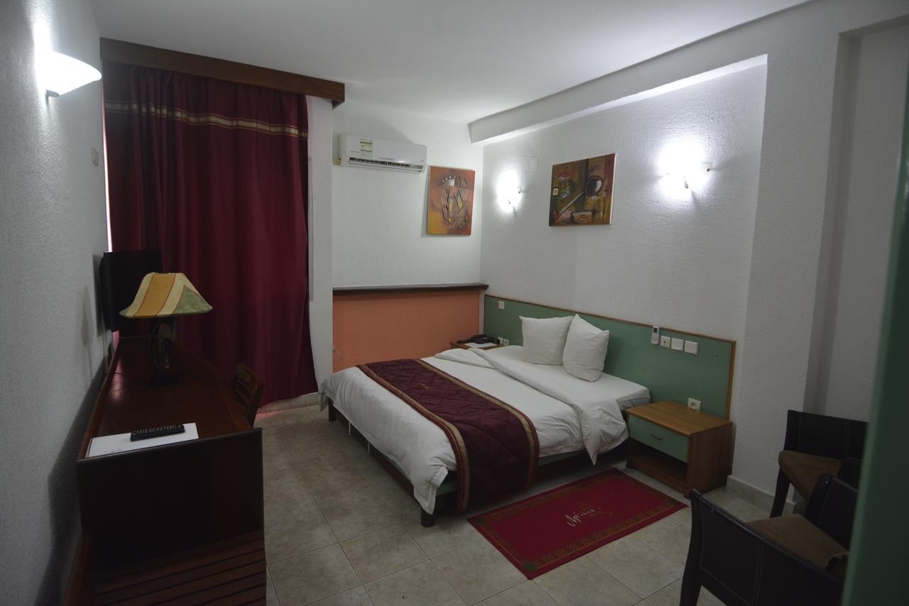 Yaoundé Merina Hotel מראה חיצוני תמונה