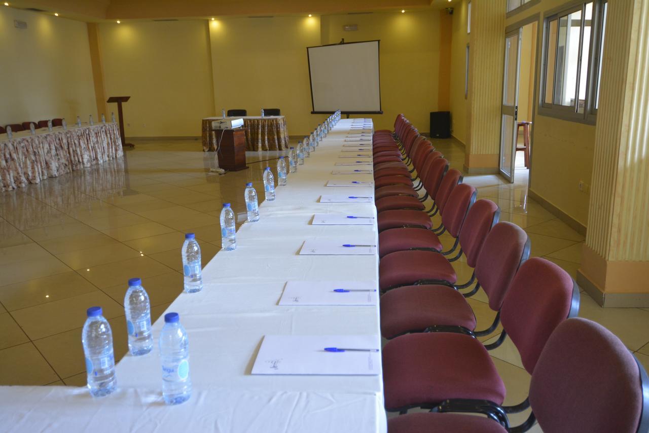 Yaoundé Merina Hotel מראה חיצוני תמונה